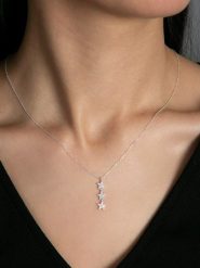 Heliophilia Srebrny naszyjnik z zawieszką - dł. 43 cm rozmiar: onesize. Szare naszyjniki Heliophilia, z cyrkonią, srebrne. Za 43.99 zł.