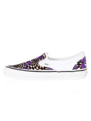 Vans Sneakersy ze wzorem rozmiar: 45. Trampki Vans, bez wzorów, z materiału, bez zapięcia. Za 199.95 zł.