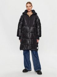 Didriksons Płaszcz zimowy Andrea 504308 Czarny Oversize. Czarne płaszcze Didriksons, na zimę, bez wzorów, z syntetyku, bez kaptura. Za 1,099.00 zł.