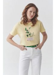 TATUUM Koszulka "Malati" w kolorze żółtym rozmiar: XL. Żółte bluzki Tatuum, xl, bez wzorów, z bawełny, bez kołnierzyka, bez ramiączek. Za 74.63 zł.