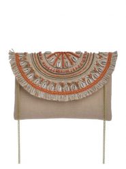BLE Torebka w kolorze beżowym - 25 x 18 x 3 cm rozmiar: onesize. Brązowe torby na ramię BLE, bez wzorów, z materiału, na ramię, bez dodatków. Za 72.95 zł.