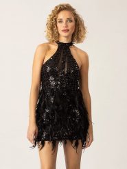 APART Sukienka w kolorze czarnym rozmiar: 38. Czarne sukienki Apart, bez wzorów, bez kołnierzyka, bez ramiączek, mini. Za 459.04 zł.