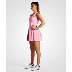 Sukienka tenisowa damska elegancka. Czerwone sukienki NORDICDOTS, s, bez wzorów, z materiału, eleganckie, bez kołnierzyka, bez ramiączek, sportowe. W wyprzedaży za 202.50 zł.