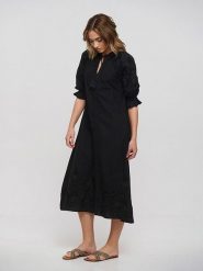BLE Sukienka w kolorze czarnym rozmiar: onesize. Czarne sukienki BLE, z aplikacjami, z bawełny, bez kołnierzyka, bez ramiączek, maxi, rozkloszowane. Za 214.95 zł.