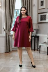 Bordowa trapezowa sukienka Elena XXL OVERSIZE. Czerwone sukienki Moda Size Plus Iwanek, na imprezę, s, bez wzorów, z materiału, eleganckie, bez kołnierzyka, bez ramiączek, midi, oversize. Za 259.90 zł.
