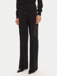 Liu Jo Sport Spodnie dzianinowe TF5041 MS75L Czarny Regular Fit. Czarne spodnie dresowe Liu Jo Sport, l, bez wzorów, z dresówki. Za 679.99 zł.