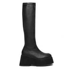 Muszkieterki DeeZee. Czarne kozaki DeeZee, bez obcasa, na płaskiej podeszwie, bez zapięcia. Za 299.99 zł.