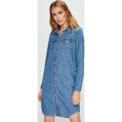 Levi's - Sukienka. Niebieskie sukienki Levi's®, na co dzień, l, bez wzorów, z bawełny, casualowe, bez kołnierzyka, bez ramiączek, proste. W wyprzedaży za 279.90 zł.