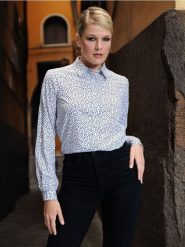 Koszula - biały. Białe koszule Sinsay, l, bez wzorów, z wiskozy, bez kołnierzyka, bez ramiączek. Za 17.99 zł.