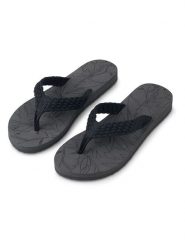 O'Neill Japonki w kolorze czarnym rozmiar: 40. Czarne klapki O'Neill, bez wzorów, z otwartym noskiem, bez obcasa. Za 127.05 zł.