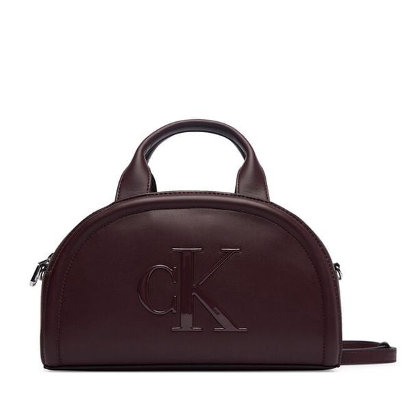 Torebka Calvin Klein. Czerwone torebki klasyczne Calvin Klein, bez wzorów, bez dodatków. Za 409.99 zł.