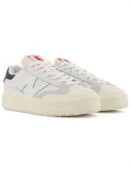 New Balance Skórzane sneakersy "302" w kolorze białym rozmiar: 38. Białe trampki New Balance, bez wzorów, z materiału, bez zapięcia. Za 377.74 zł.