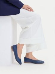 Lasocki Baleriny CEO-RST-KAJA-66K Granatowy. Niebieskie baleriny Lasocki, bez wzorów, ze skóry, bez obcasa. Za 149.99 zł.