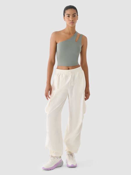 4F Spodnie oversize cargo damskie 4F x Anna Lewandowska - białe L. Białe spodnie materiałowe 4f, na co dzień, l, bez wzorów, z bawełny. W wyprzedaży za 119.99 zł.