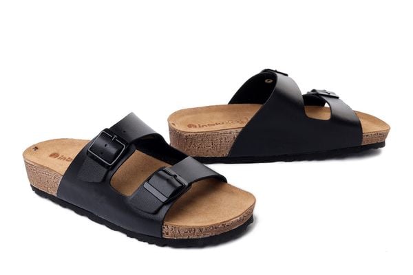 Inblu NM-39 014 czarny, klapki damskie. Czarne klapki Inblu, bez wzorów, bez obcasa. Za 89.99 zł.
