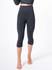 Anaissa Legginsy funkcyjne w kolorze czarnym rozmiar: S/M. Czarne legginsy Anaissa, m, bez wzorów, z materiału. Za 87.40 zł.