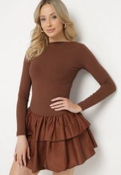 Brązowa Rozkloszowana Sukienka z Długim Rękawem i Falbanką Reonaria. Brązowe sukienki Born2be, na co dzień, bez wzorów, eleganckie, bez kołnierzyka, bez ramiączek, mini, rozkloszowane. Za 89.99 zł.