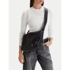 Torebka G-Star Raw. Czarne listonoszki G-Star Raw, bez wzorów, bez dodatków. Za 199.99 zł.