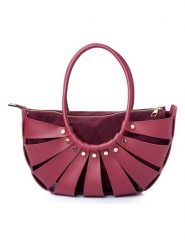 Lucky Bees Torebka "Ingrid" w kolorze bordowym - 35 x 18 x 15 cm rozmiar: onesize. Różowe torebki klasyczne Lucky Bees, bez wzorów, z materiału, bez dodatków. Za 131.74 zł.
