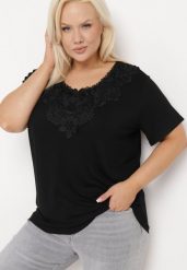 Czarny Klasyczny T-shirt z Koronką przy Dekolcie Fioma. Czarne t-shirty Born2be, l, bez wzorów, z jeansu, bez kołnierzyka, bez ramiączek. Za 19.99 zł.