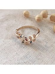 Atelier MIU Pozłacany pierścionek z cyrkoniami rozmiar: onesize. Żółte pierścionki Atelier MIU, z cyrkonią, pozłacane. Za 66.00 zł.