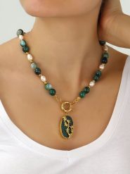 L'Atelier de Gaia Pozłacany naszyjnik z elementami ozdobnymi - dł. 50 cm rozmiar: onesize. Zielone naszyjniki L'Atelier de Gaia, z agatem, pozłacane. Za 117.45 zł.