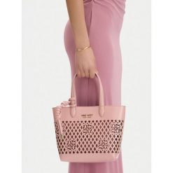 Torebka Nine West. Czerwone torebki klasyczne Nine West, bez wzorów, bez dodatków. Za 249.99 zł.