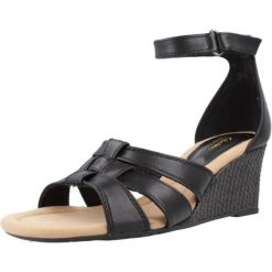 Sandały CLARKS KYARRA JOY Czarny. Czarne sandały Clarks, bez wzorów, ze skóry, bez obcasa, bez zapięcia. Za 192.99 zł.