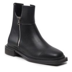 Botki DeeZee. Czarne botki DeeZee, bez wzorów, bez obcasa, na płaskiej podeszwie, bez zapięcia. Za 209.99 zł.