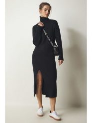 Happiness Istanbul Sukienka dzianinowa w kolorze czarnym rozmiar: onesize. Czarne sukienki Happiness Istanbul, bez wzorów, z dzianiny, bez kołnierzyka, bez ramiączek, maxi. Za 91.34 zł.