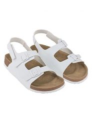 Moosefield Sandały w kolorze białym rozmiar: 39. Białe sandały Moosefield, bez wzorów, klasyczne, z otwartym noskiem, bez obcasa, bez zapięcia. Za 109.00 zł.