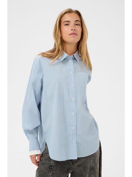 Kaffe Koszula - Slim fit - w kolorze błękitnym rozmiar: 42. Niebieskie koszule Kaffe, bez wzorów, bez kołnierzyka, bez ramiączek. Za 116.86 zł.