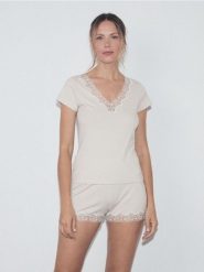 Dwuczęściowa piżama z wiskozą - kremowy. Białe piżamy Reserved, bez wzorów, z dzianiny, bez ramiączek. Za 129.99 zł.