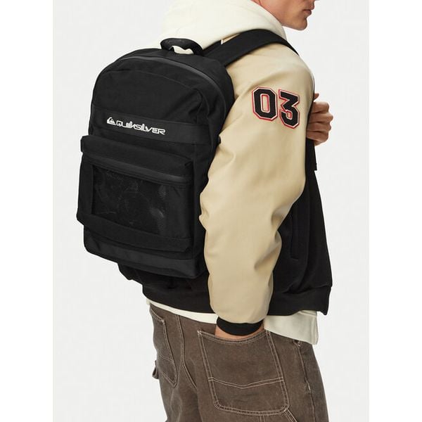 Plecak Quiksilver. Czarne plecaki Quiksilver, bez wzorów. Za 129.99 zł.