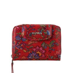 Czerwony damski portfel skórzany BajuBaj – połączenie stylu, jakości i funkcjonalności PD1255s115. Czerwone portfele bez wzorów, ze skóry. Za 180.50 zł.