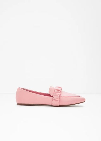 Loafersy. Czerwone baleriny bonprix, bez wzorów, bez obcasa. Za 54.99 zł.