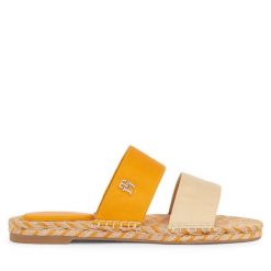 Espadryle Tommy Hilfiger. Brązowe espadryle TOMMY HILFIGER, bez wzorów, bez obcasa, bez zapięcia. Za 429.99 zł.