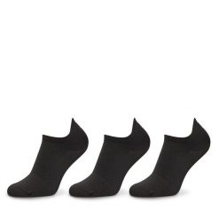 Skarpety krótkie Under Armour. Czarne skarpety Under Armour, bez wzorów. Za 89.99 zł.