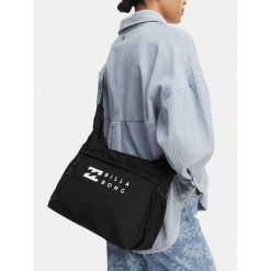 Torebka Billabong. Czarne torebki klasyczne Billabong, bez wzorów, bez dodatków. Za 79.99 zł.