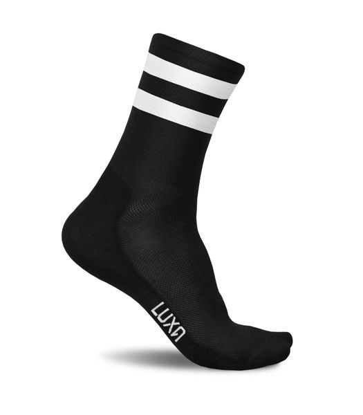 Skarpetki Rowerowe Unisex Luxa Night. Czarne skarpety LUXA, bez wzorów, z materiału. Za 49.90 zł.