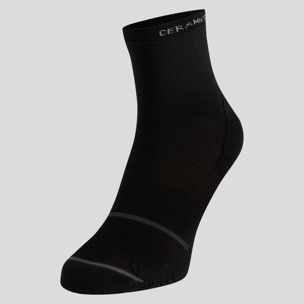 Skarpety Odlo CERAMICOOL REFLECTIVE. Zielone skarpety Odlo, bez wzorów, z elastanu. Za 89.15 zł.