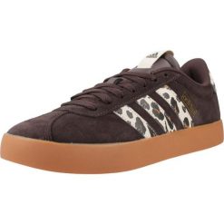 Buty ADIDAS VL COURT 3.0 Brązowy. Brązowe trekkingi Adidas, ze skóry. Za 351.00 zł.