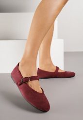 Bordowe Balerinki Mary Jane z Klamrą Zaurg. Czerwone baleriny Renee, bez wzorów, z jeansu, bez obcasa. Za 59.99 zł.