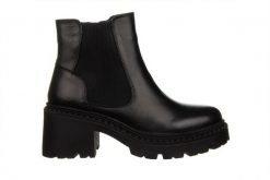 Botki Bayla-161 138 23515 Black 161602, Czarny, Skóra naturalna - 40. Czarne botki Bayla, na zimę, bez wzorów, z gumy, z okrągłym noskiem, bez obcasa, bez zapięcia. W wyprzedaży za 269.10 zł.