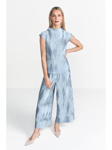 Rich & Royal Bluzka w kolorze błękitnym rozmiar: 38. Niebieskie bluzki Rich & Royal, bez wzorów, bez kołnierzyka, bez ramiączek. Za 179.95 zł.