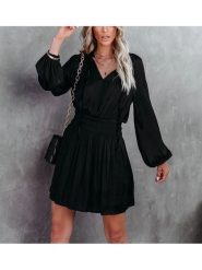 Milan Kiss Sukienka w kolorze czarnym rozmiar: M. Czarne sukienki Milan Kiss, na co dzień, m, bez wzorów, bez kołnierzyka, bez ramiączek, mini, proste. Za 165.99 zł.