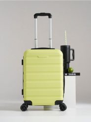 Twarda walizka podróżna na kółkach - zielony. Zielone walizki Sinsay, bez wzorów. Za 109.99 zł.