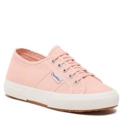 Tenisówki Superga. Czerwone trampki Superga, bez wzorów, bez zapięcia. Za 239.99 zł.