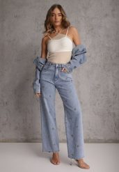 Niebieskie Szerokie Jeansy z Bawełną High Waist z Haftowanym Wzorem Donlopes. Niebieskie jeansy Renee, l, bez wzorów, z podwyższonym stanem. Za 129.99 zł.