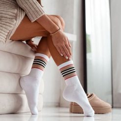 Skarpetki damskie półfrotte UNIQUE z paskami (model 817). Białe skarpety Milena, bez wzorów, z bawełny. Za 16.00 zł.